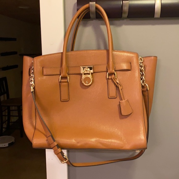 Brown Michael Kors purse - Picture 1 of 4